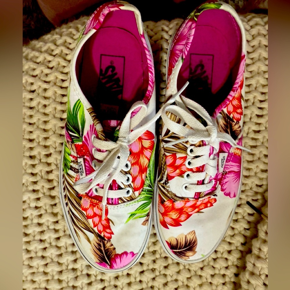 VANS Off The Wall Tropical Floral White Skate Shoes Sneakers Womens 8